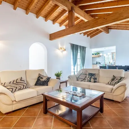 펜션 Casa Asami - Beautiful With Private Pool *